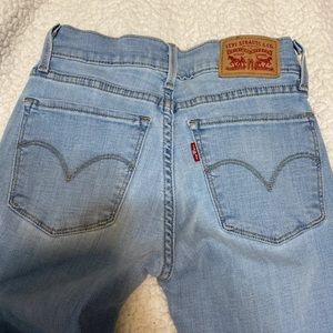 Levi’s 710 super skinny jeans